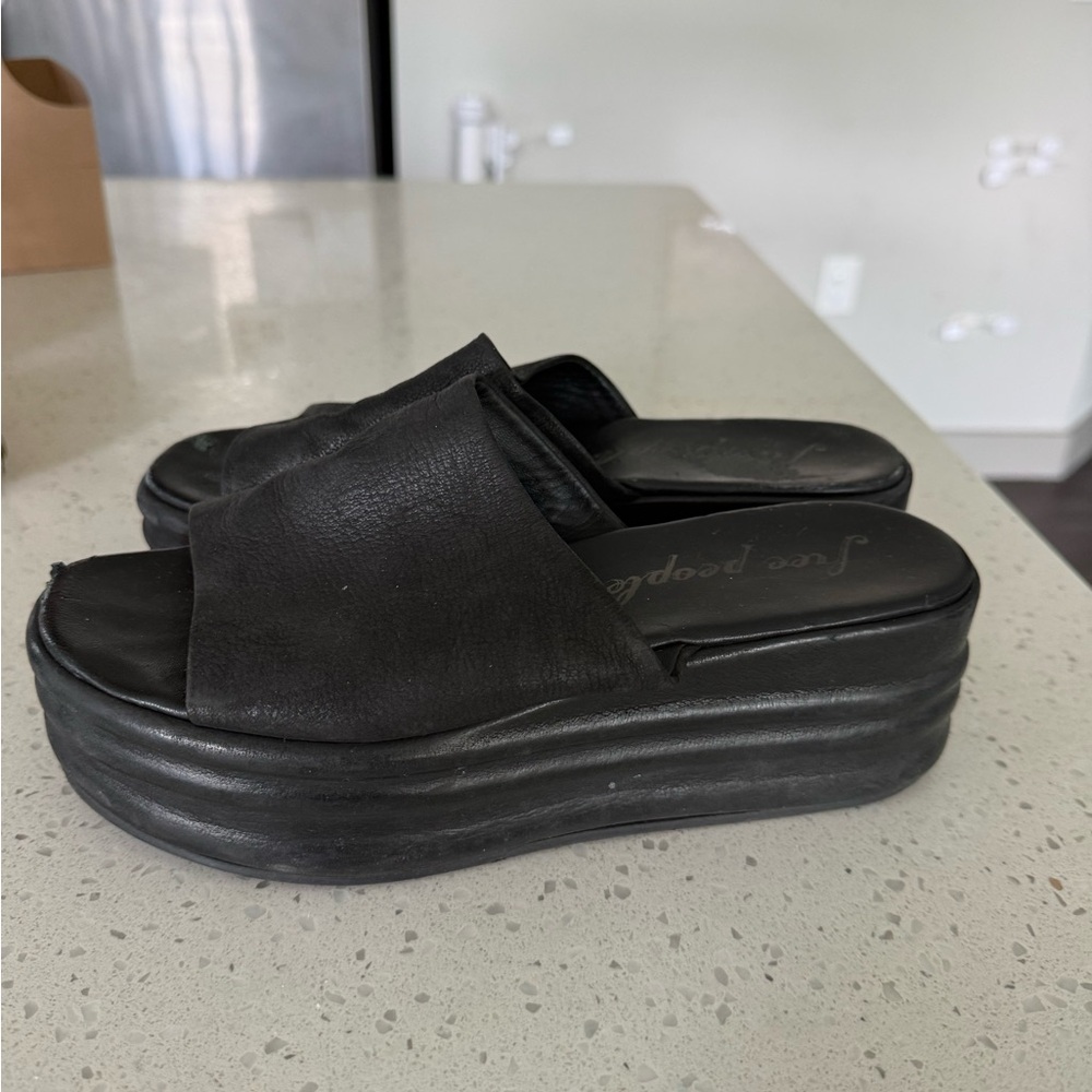 Free People Leather Platform Slide Sandals in Black - Women